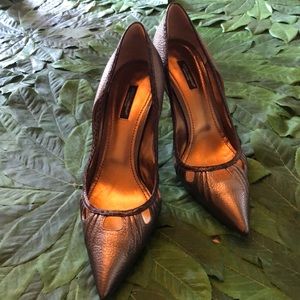 Dolce & Gabbana Pewter Leather Pumps